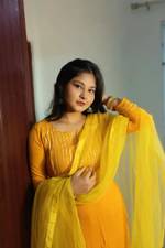 Komal Sharma's photo