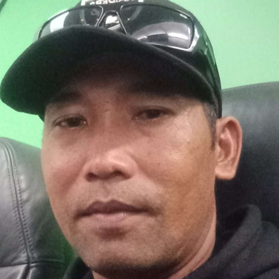 81907742 1818 medium large