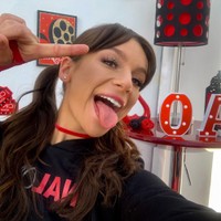 mary rhinehart's photo