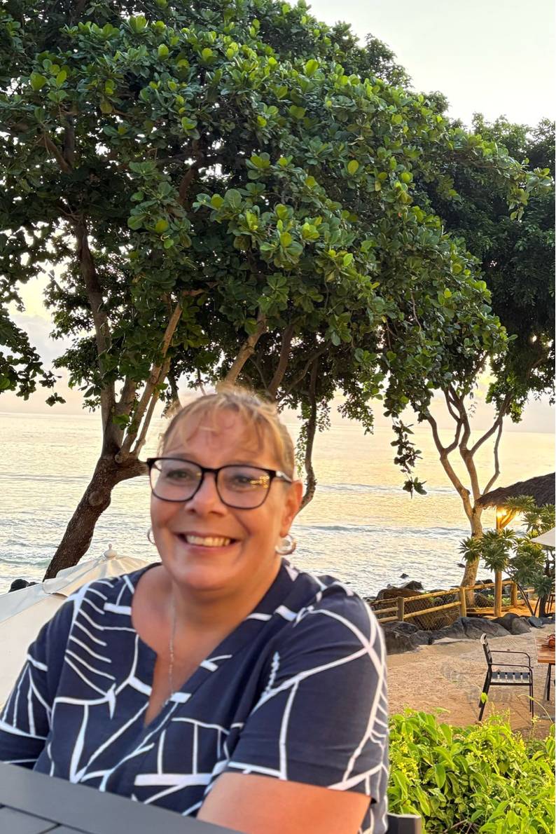 90709996 1720 medium large