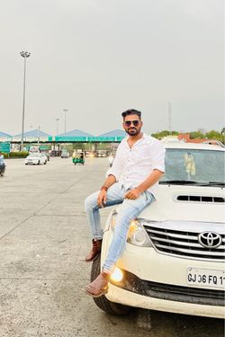 Ajey's photo