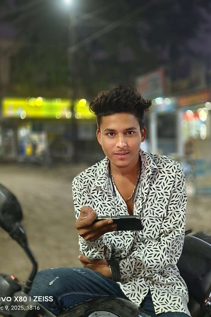 93777642 7136 medium large
