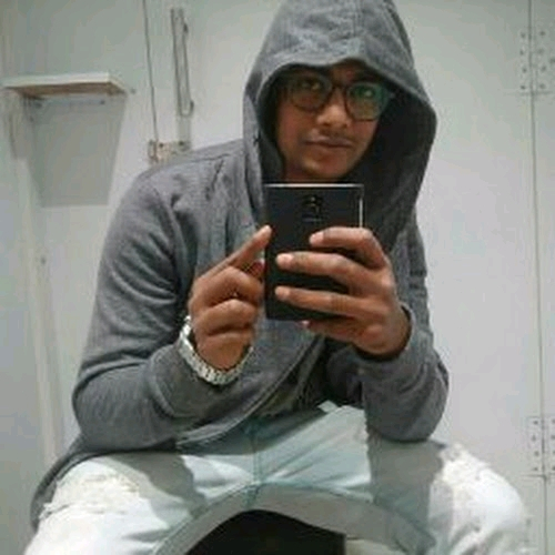 58281349 469