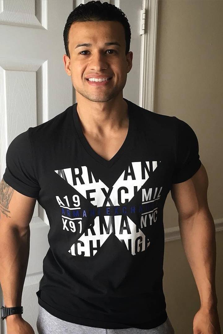 90565243 981 medium large