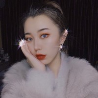 张艾呀's photo