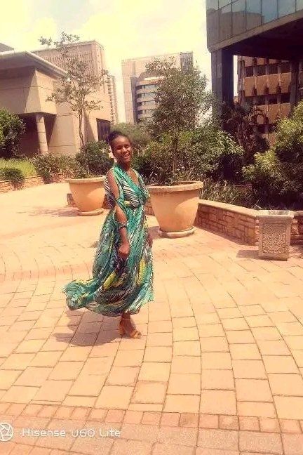 92311684 5648 medium large