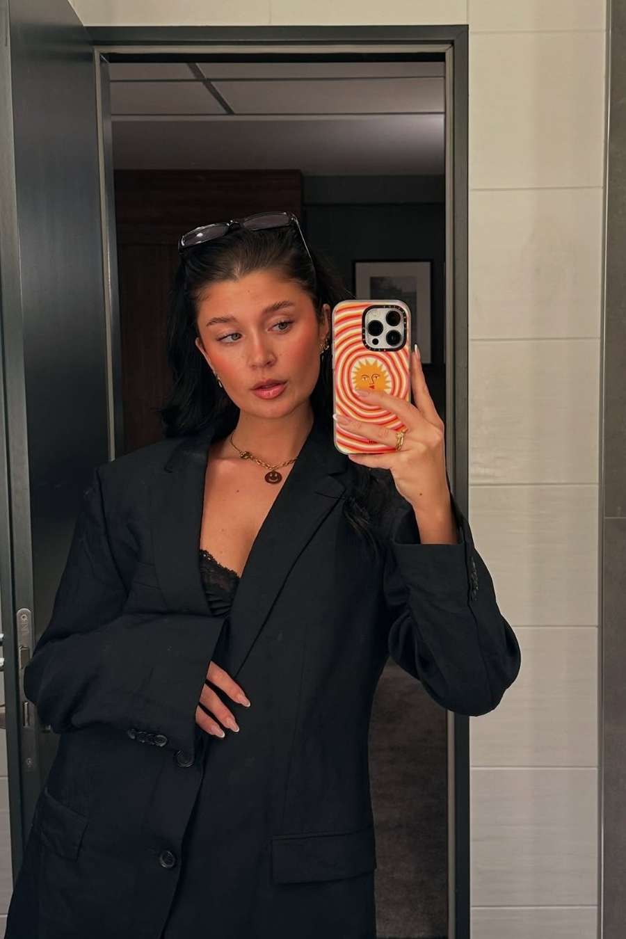 89974733 8358 medium large