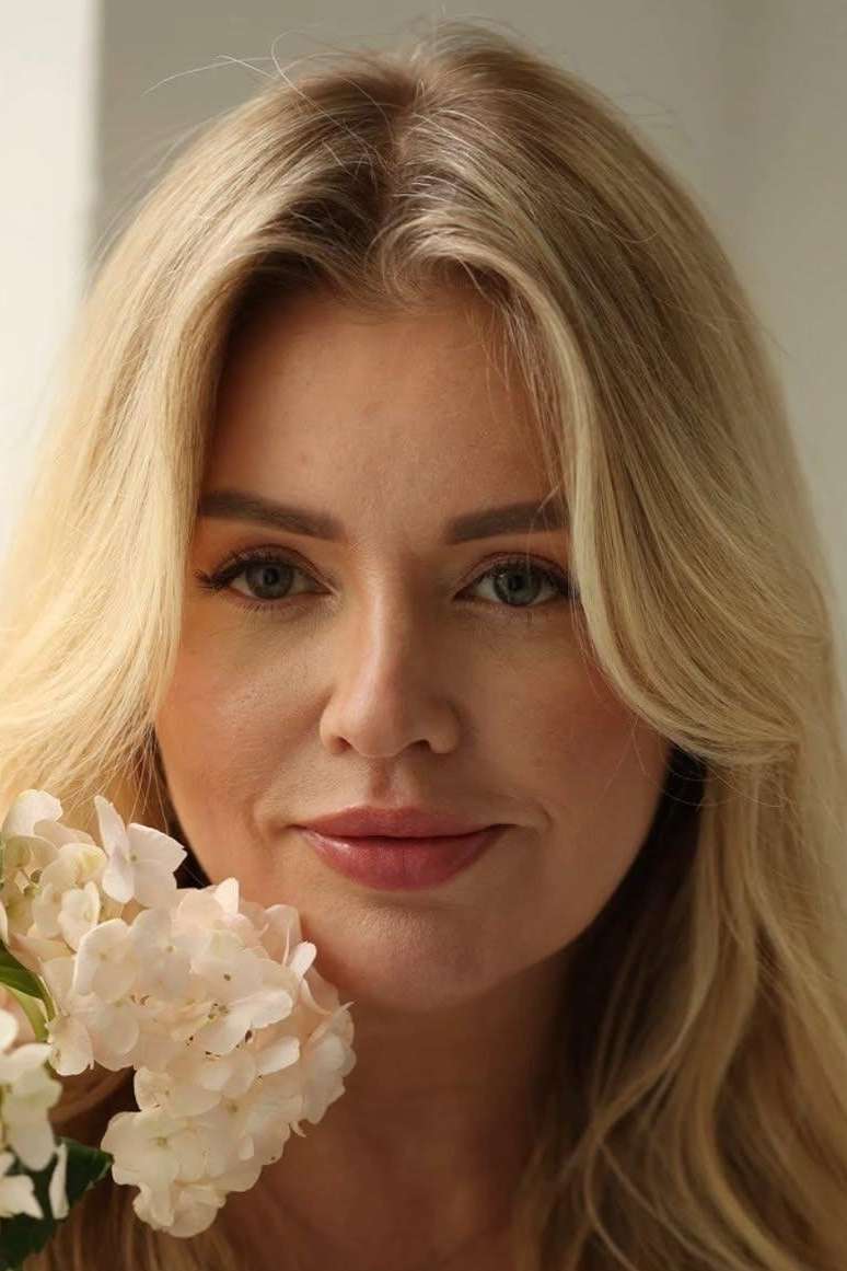 92818624 2853 medium large