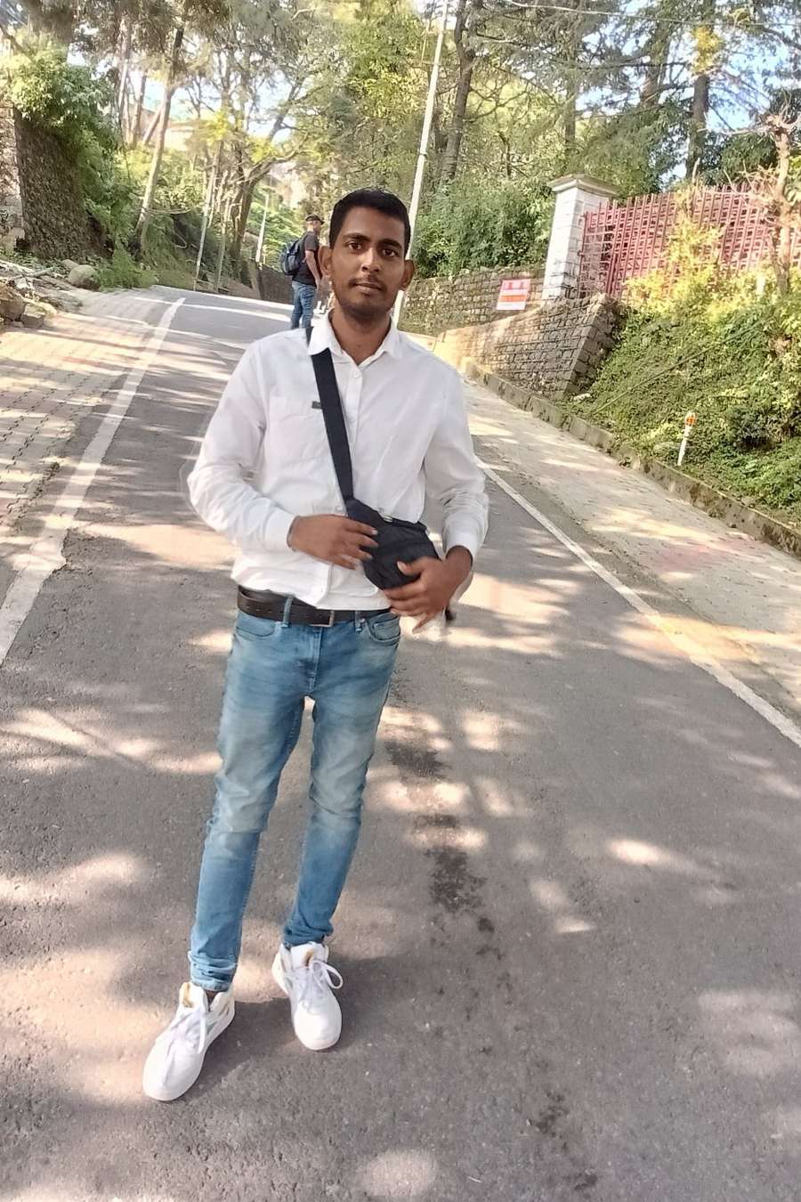 89950487 1845 medium large