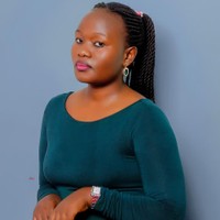 ESSIE ESTHER 's photo