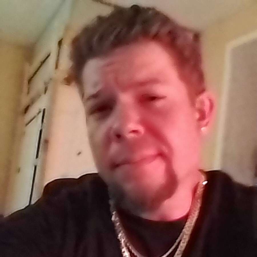 83051853 3779 medium large