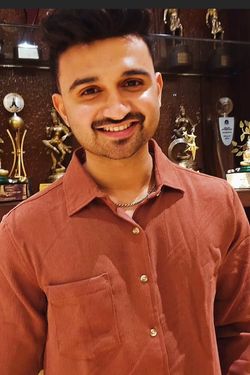 Shubham Roy 's photo