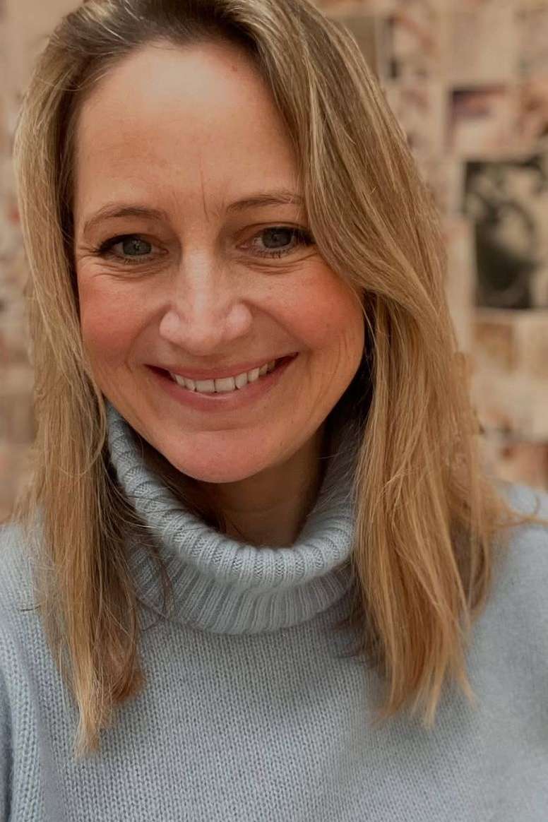 93098124 366 medium large