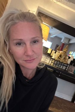 Rosemary Wanye's photo