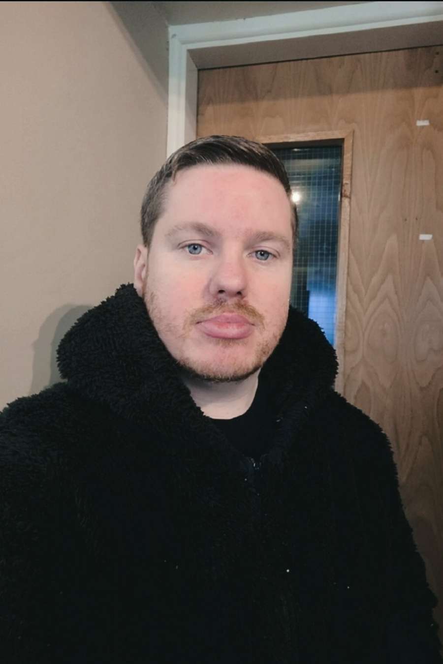 90247142 9740 medium large