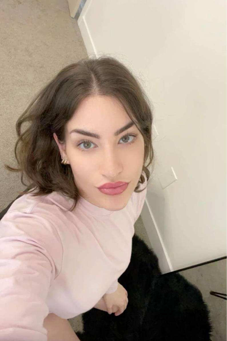 90070535 821 medium large