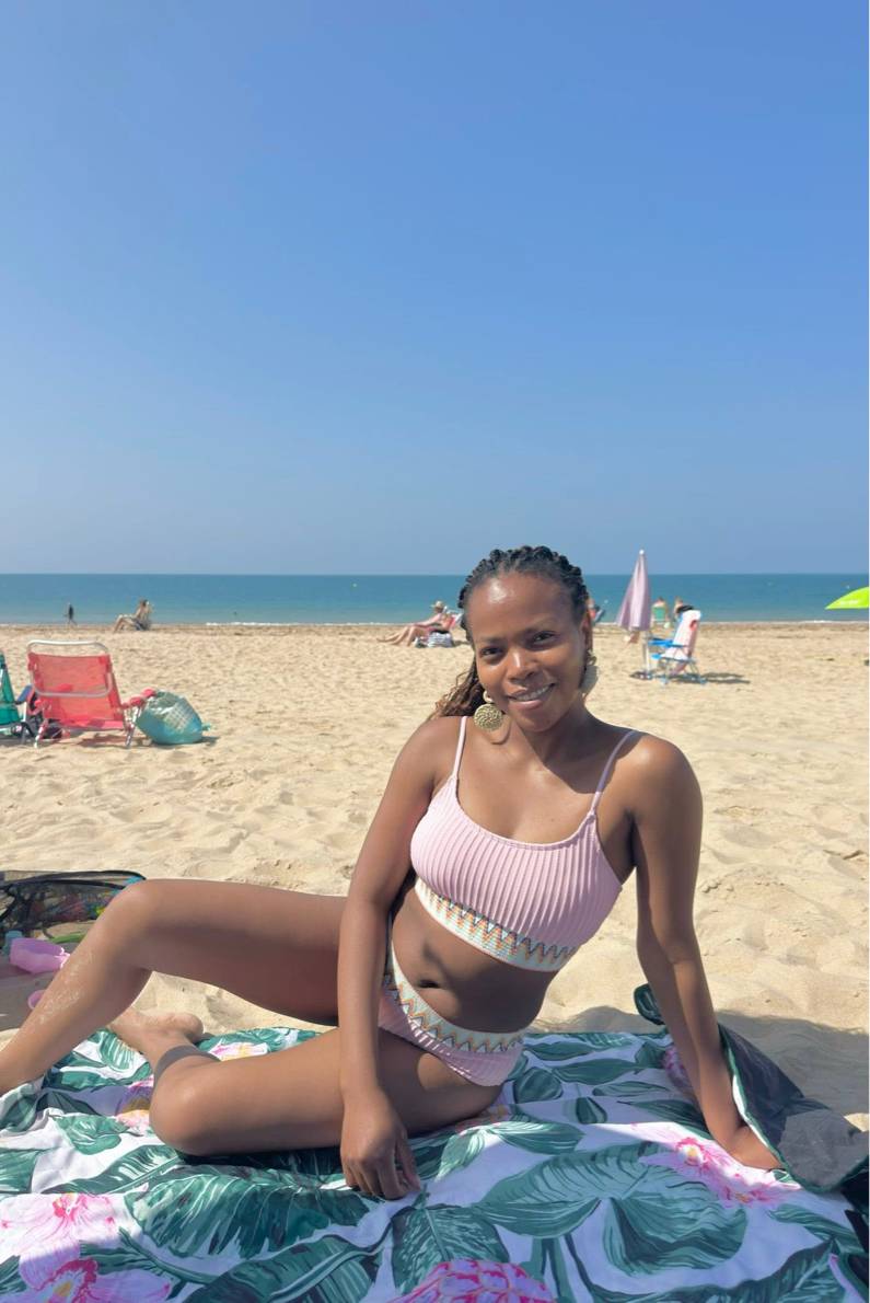 90594099 412 medium large