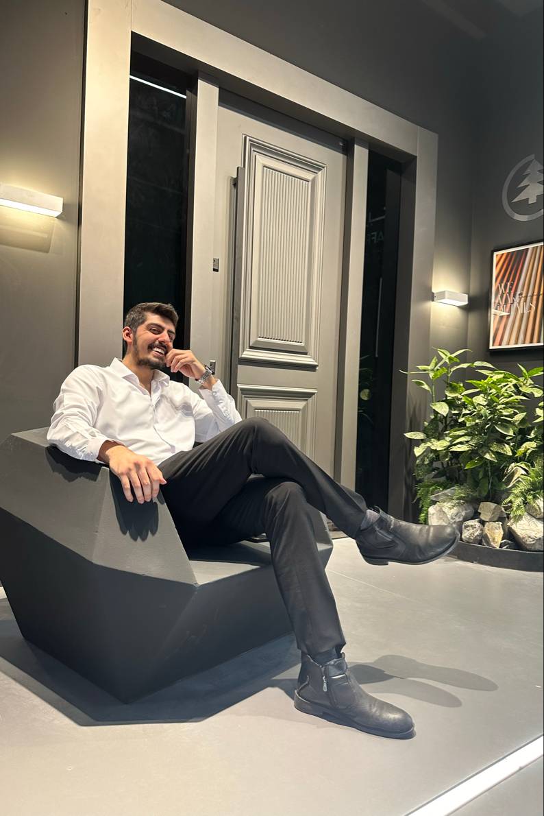 48380227 3232 medium large