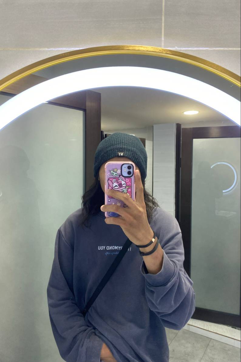 89898919 1651 medium large