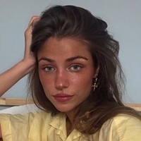 keara woodsen 's photo