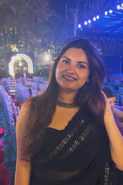 Maya Agarwal 's photo