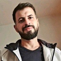 Maen Edaibat's photo