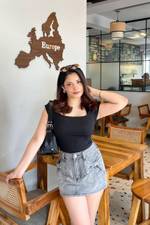 Ishika Gupta's photo