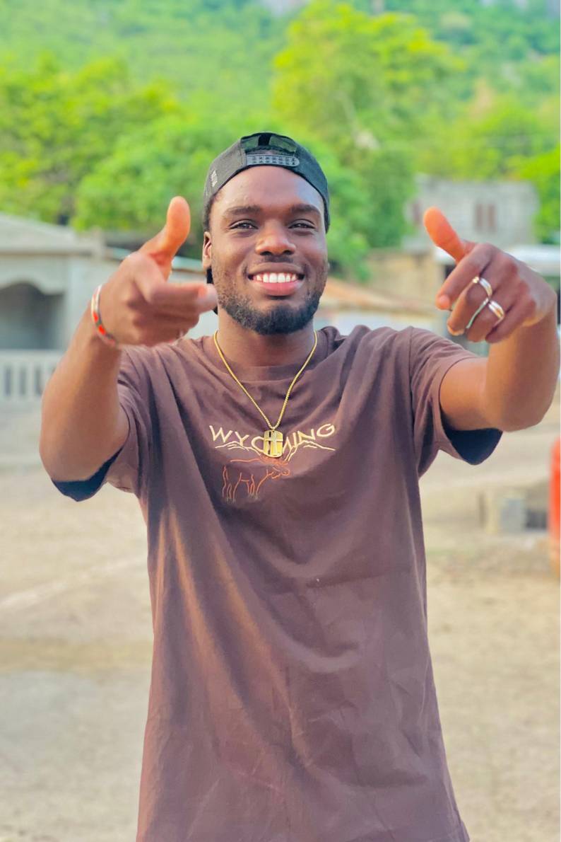 88862586 7239 medium large