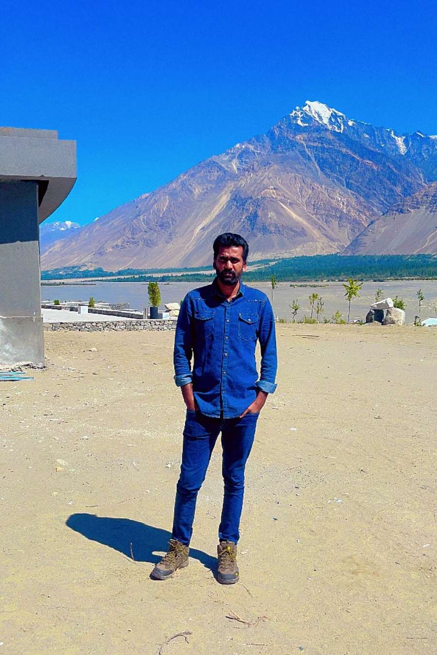 90223698 7717 medium large