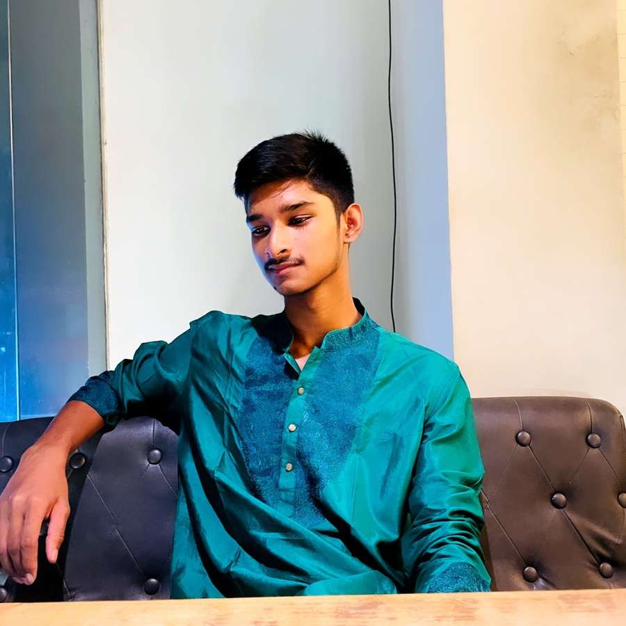 88284347 722 medium large