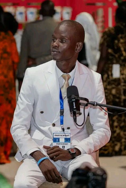 90054167 7676 medium large