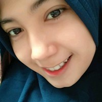 Putri 's photo