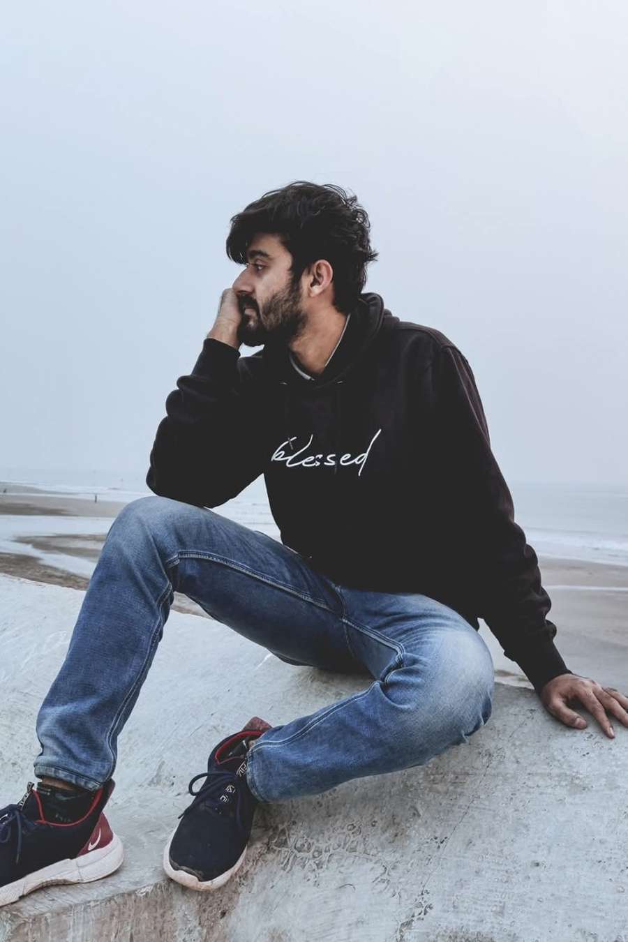 91517618 8421 medium large