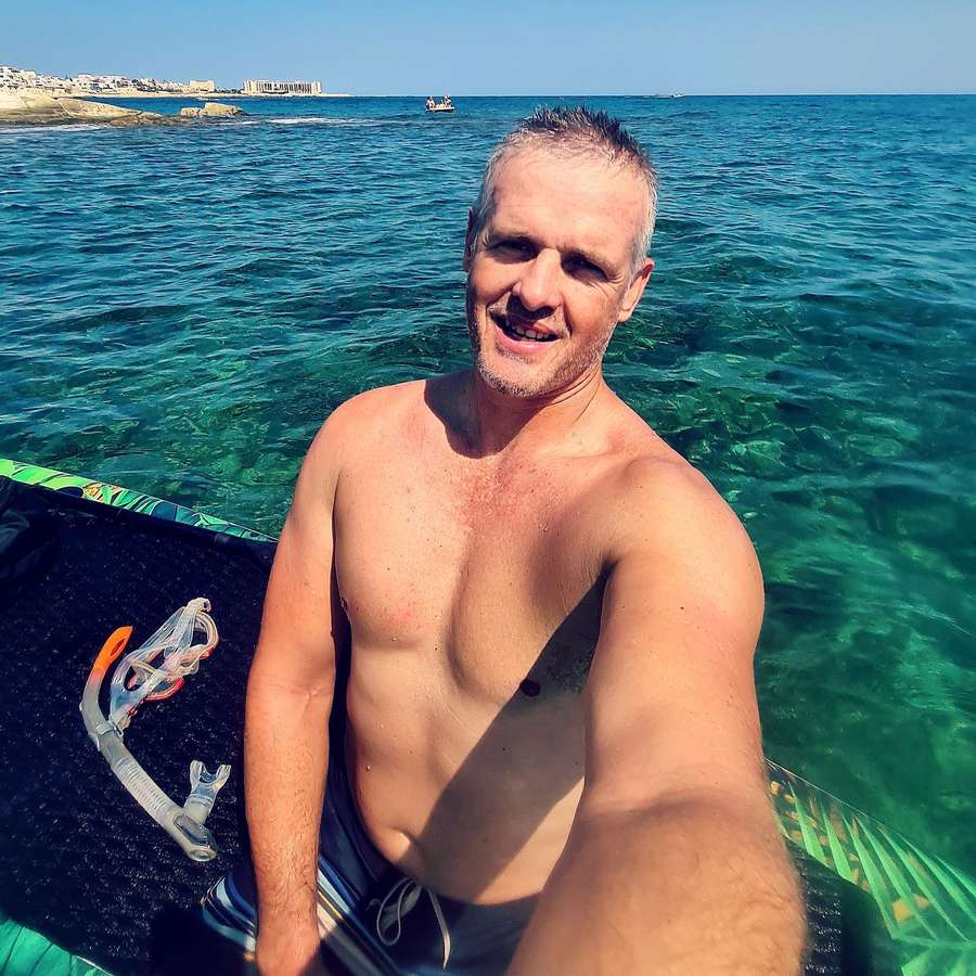 83769920 8266 medium large