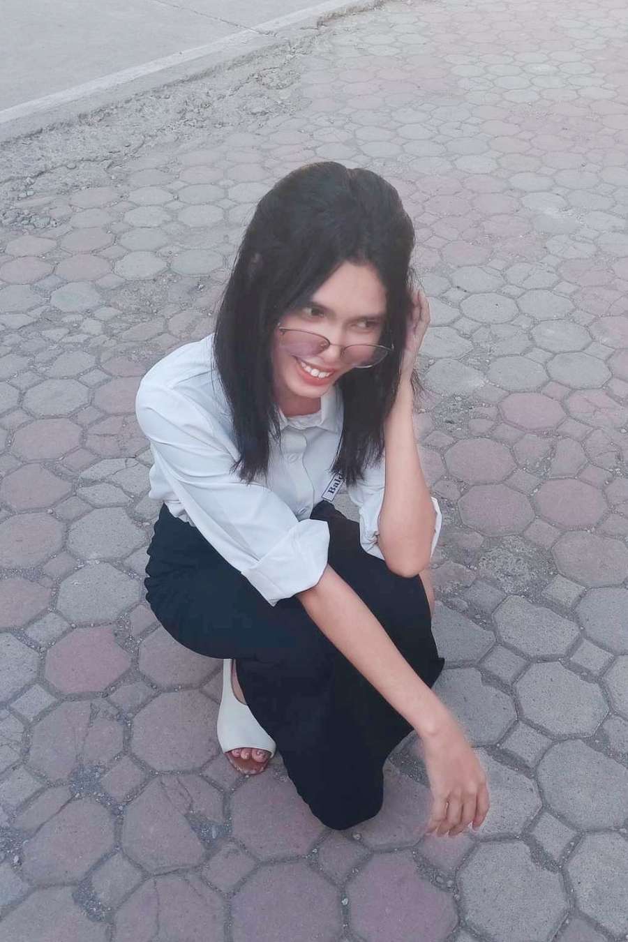 88852105 5930 medium large