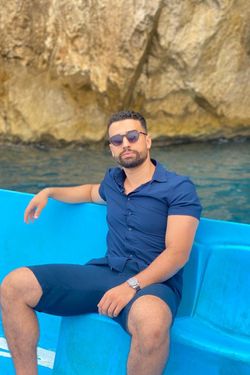 Hamza's photo
