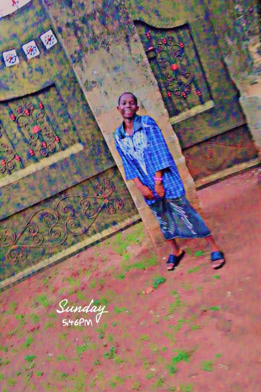 94686492 699 medium large