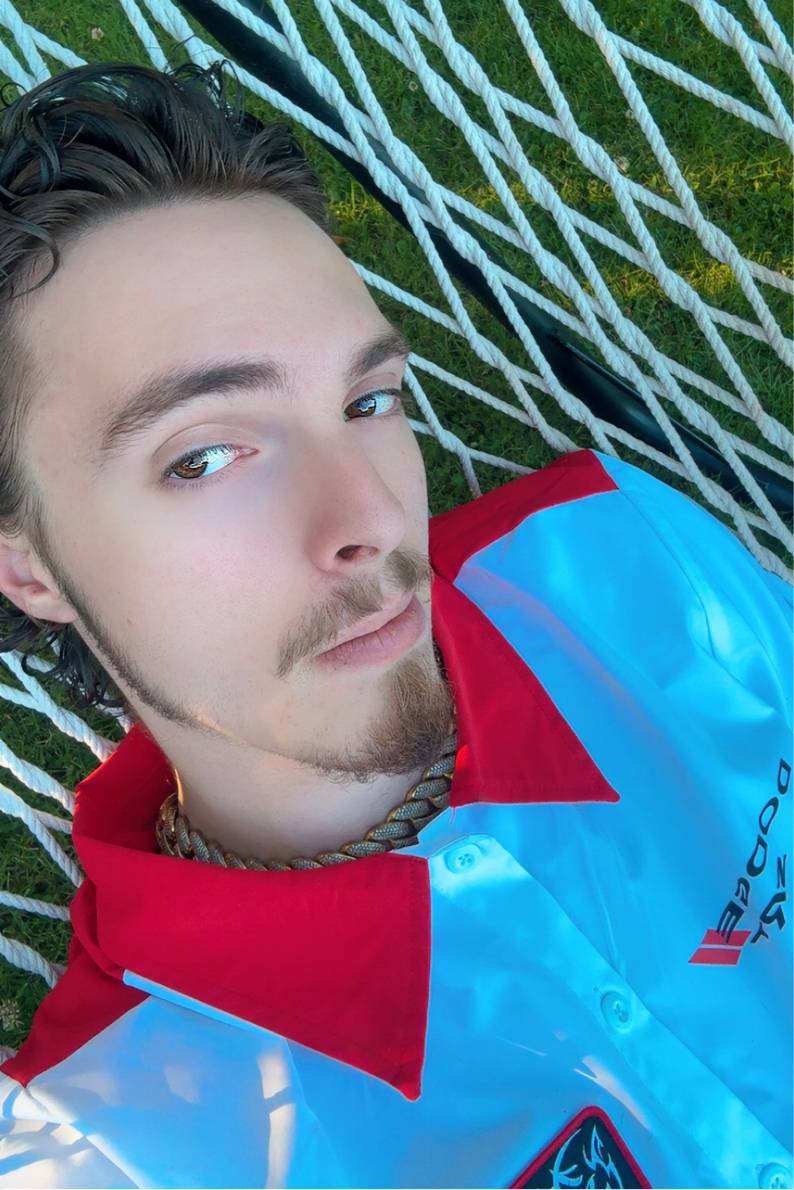 90304969 6852 medium large