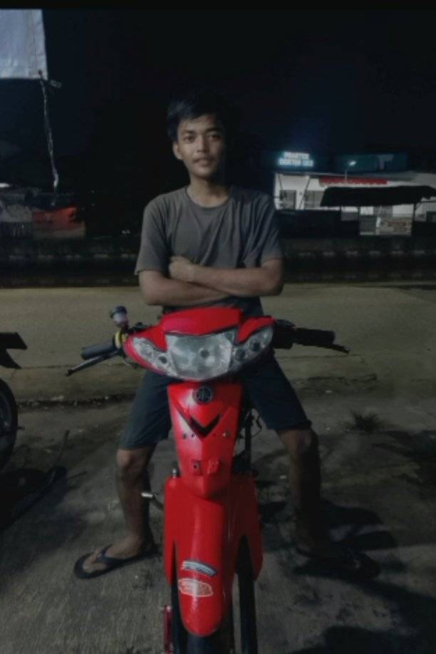 89610280 263 medium large