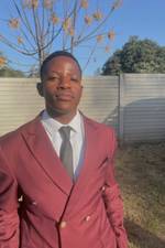 Takunda mufutumari's photo