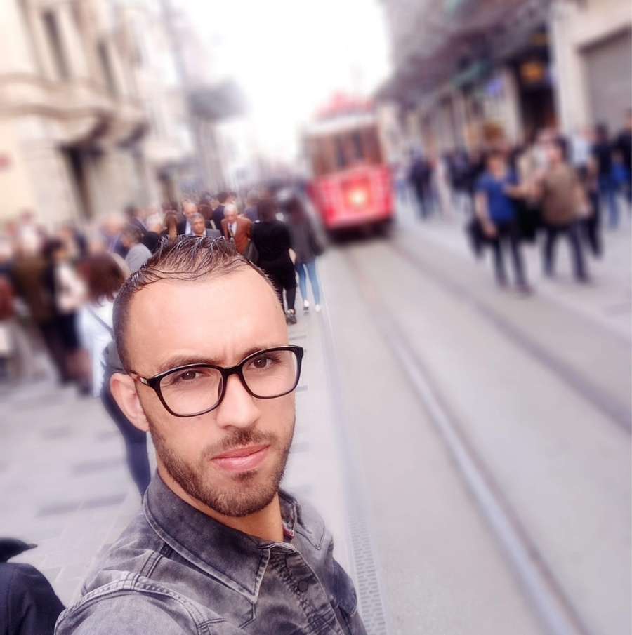 86710648 586 medium large