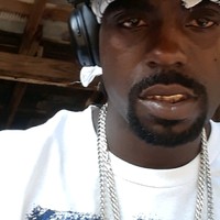 Joshua Jackson 's photo