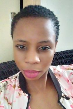 Zinhle 's photo
