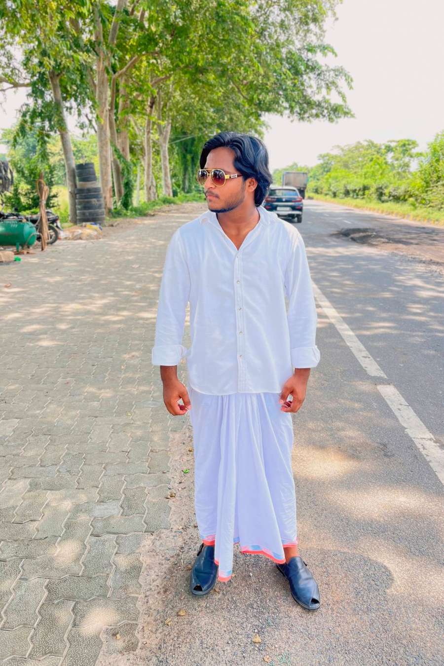 89863179 4792 medium large