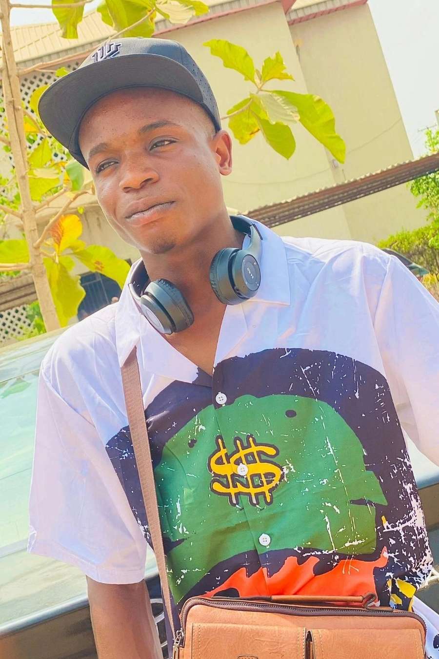 90223420 4136 medium large