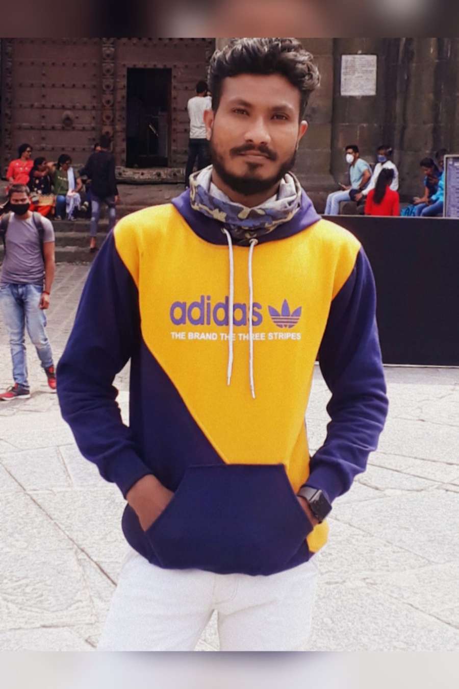 90904781 7835 medium large