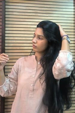 Neluu's photo