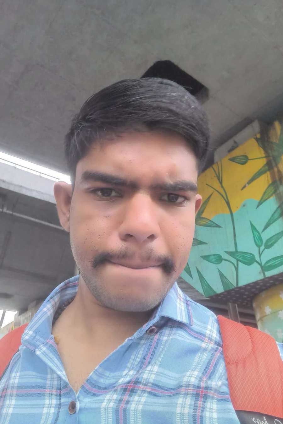 89306128 8902 medium large