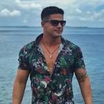 James Martins 's photo