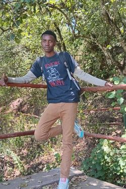 Ahimidiwe 's photo